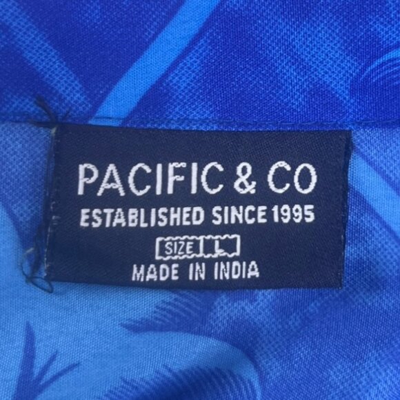 Pacific & Co Hawaiian Shirt Mens Large Blue Palm Parrots Button Front - Picture 6 of 7
